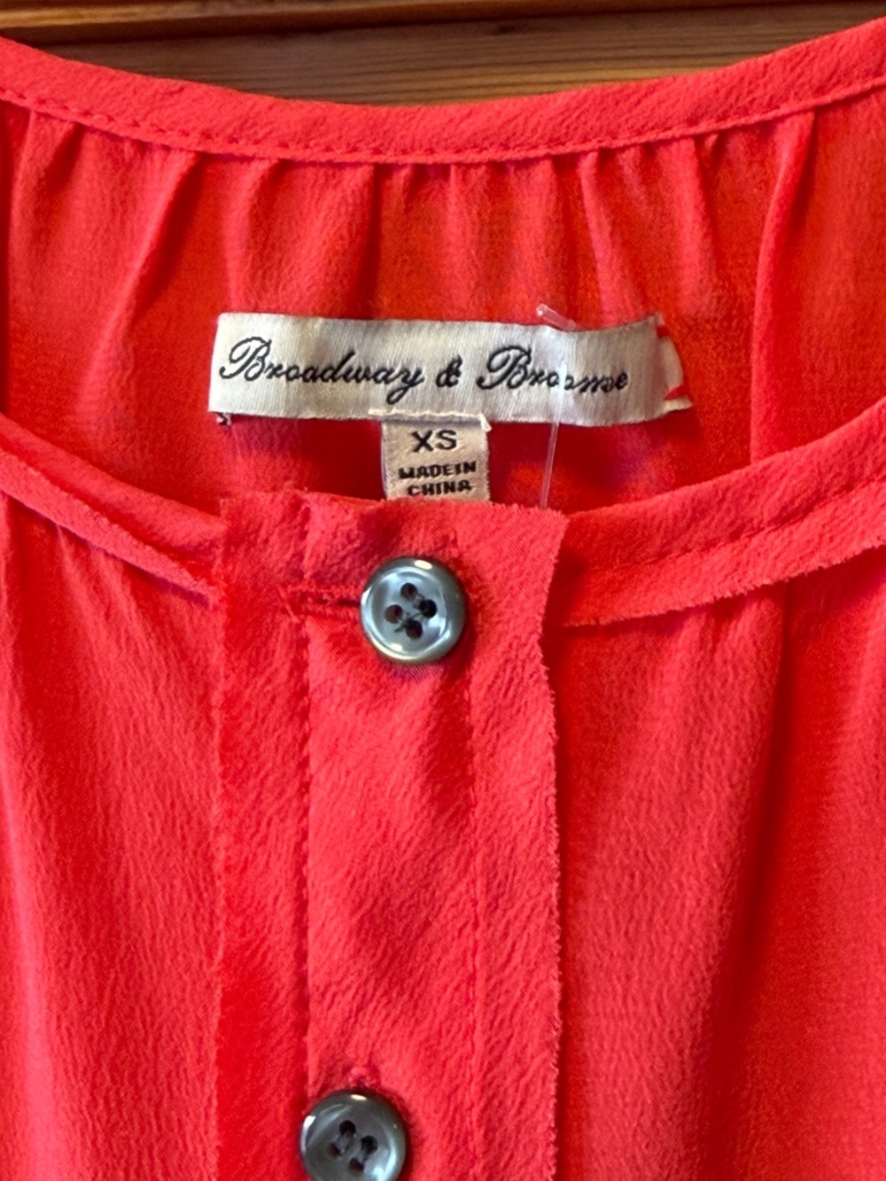 Madewell Silk Broadway & Broome Coral-Red Women's Button Front Silk Henley Top - Picture 6 of 13